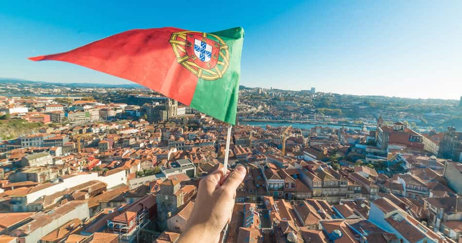 auxílio morar em portugal